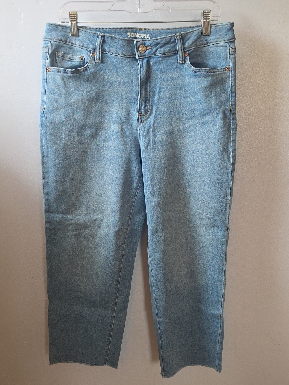Light Wash Cropped Sonoma Jeans
